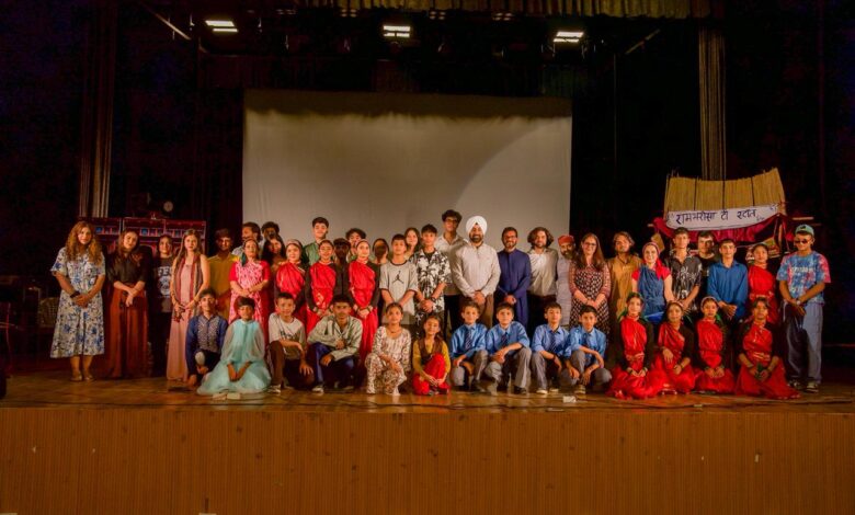 ‘नीली छतरी’ के माध्यम से आसरा ट्रस्ट के बच्चों ने छुआ दर्शकों का दिल