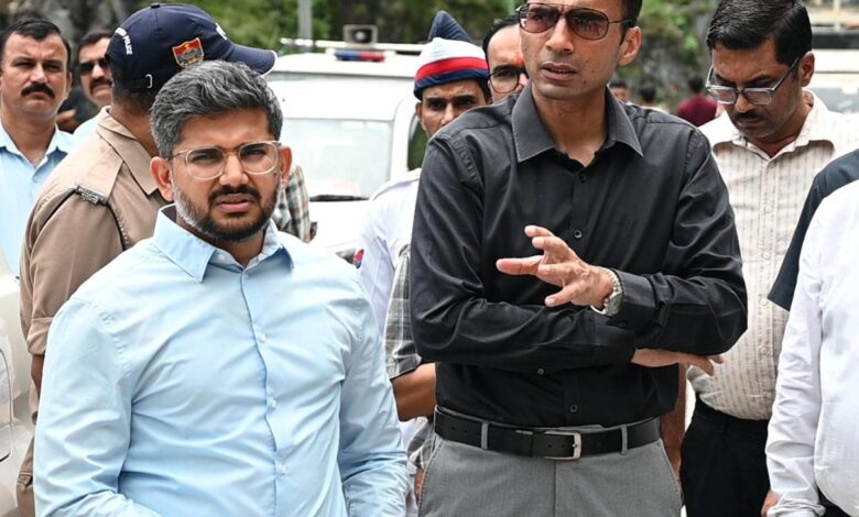 आमजन की जान का खतरा कतई बर्दाश्त नही; कानून से ऊपर कोई नहीं, कर्रवाई होगी कड़ीः  डीएम