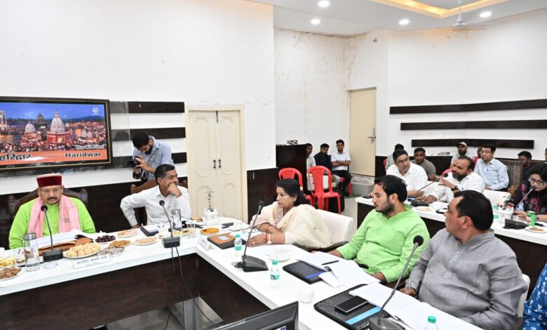 सभी जनप्रतिनिधि दृढ़ संकल्प के साथ कार्य करते हुए क्षेत्र के विकास के बने साक्षी : सतपाल महाराज
