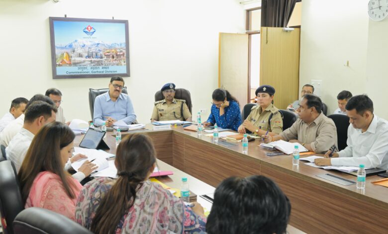 लैंड फ्रांड पर गढ़वाल कमिश्नर सख्तः 51 मामलों का निस्तारण, 5 में एफआईआर दर्ज लैंड फ्रांड पर गढ़वाल कमिश्नर सख्तः 51 मामलों का निस्तारण, 5 में एफआईआर दर्ज