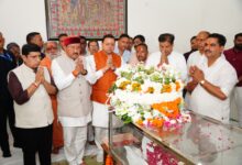 मुख्यमंत्री पुष्कर सिंह धामी ने स्वर्गीय मेजर जनरल भुवन चंद्र खण्डूरी को अर्पित की भावभीनी श्रद्धांजलि