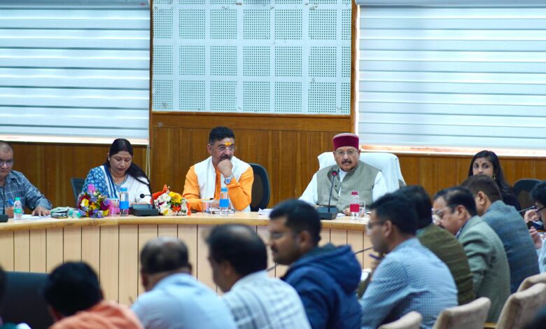 कैबिनेट मंत्री सतपाल महाराज ने चौबट्टाखाल विधानसभा क्षेत्र के विकास कार्यों की समीक्षा की, जनसमस्याओं के त्वरित समाधान एवं समयबद्ध कार्य पूर्ण करने के दिए निर्देश कैबिनेट मंत्री सतपाल महाराज ने चौबट्टाखाल विधानसभा क्षेत्र के विकास कार्यों की समीक्षा की, जनसमस्याओं के त्वरित समाधान एवं समयबद्ध कार्य पूर्ण करने के दिए निर्देश