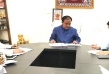 डाॅ. धन सिंह रावत बोले, धारी देवी पर्यटन सर्किट के निर्माण में लायें तेजी डाॅ. धन सिंह रावत बोले, धारी देवी पर्यटन सर्किट के निर्माण में लायें तेजी