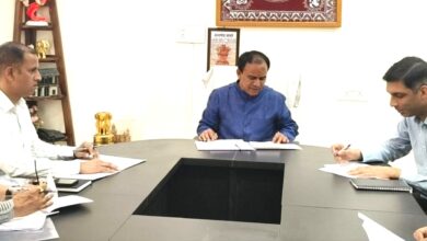 डाॅ. धन सिंह रावत बोले, धारी देवी पर्यटन सर्किट के निर्माण में लायें तेजी डाॅ. धन सिंह रावत बोले, धारी देवी पर्यटन सर्किट के निर्माण में लायें तेजी