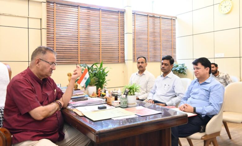 प्रदेश में चाय उत्पादन और टी टूरिज्म को मिलेगा बढ़ावा : गणेश जोशी प्रदेश में चाय उत्पादन और टी टूरिज्म को मिलेगा बढ़ावा : गणेश जोशी