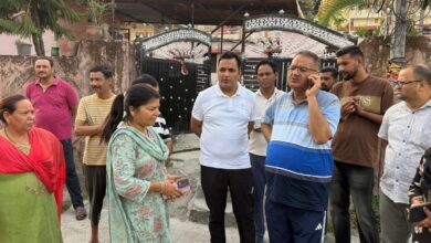 कैबिनेट मंत्री गणेश जोशी ने बिन्दाल नदी में चैनेलाइजेशन कार्यो के लिए अधिकारियों संग सुबह-सुबह किया निरीक्षण कैबिनेट मंत्री गणेश जोशी ने बिन्दाल नदी में चैनेलाइजेशन कार्यो के लिए अधिकारियों संग सुबह-सुबह किया निरीक्षण