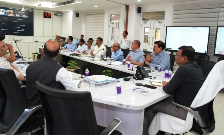 मानसून सीजन को देखते हुए यात्रा को सुचारू रखने के लिए पहले से की जाएं तैयारियां: मुख्य सचिव मानसून सीजन को देखते हुए यात्रा को सुचारू रखने के लिए पहले से की जाएं तैयारियां: मुख्य सचिव