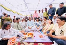 देहरादून में रोशनी की नई पहल : मेयर सौरभ थपलियाल ने किया नवीन स्ट्रीट लाइट पोल का शुभारंभ देहरादून में रोशनी की नई पहल : मेयर सौरभ थपलियाल ने किया नवीन स्ट्रीट लाइट पोल का शुभारंभ
