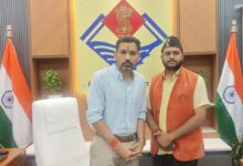 उत्तराखंड क्रांति सेना के प्रदेश अध्यक्ष ललित श्रीवास्तव ने नवनियुक्त DM IAS आशीष चौहान से शिष्टाचार भेंट कर दी शुभकामनाएं उत्तराखंड क्रांति सेना के प्रदेश अध्यक्ष ललित श्रीवास्तव ने नवनियुक्त DM IAS आशीष चौहान से शिष्टाचार भेंट कर दी शुभकामनाएं