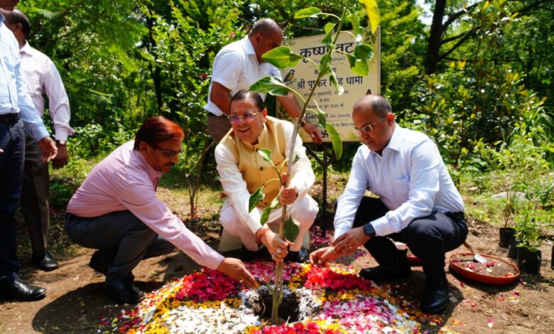 मुख्यमंत्री आवास परिसर में 3-बी गार्डन (बी-फ्रेंडली, बटरफ्लाई-फ्रेंडली एवं बर्ड-फ्रेंडली गार्डन) के निर्माण कार्य का शुभारम्भ