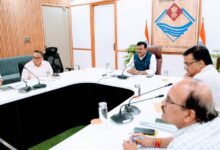 केदारनाथ रोपवे प्रोजेक्ट एवं हेमकुंट साहिब रोपवे प्रोजेक्ट के अंतर्गत फॉरेस्ट लैंड क्लीयरेंस पर तेजी से करें कार्य : सीएस