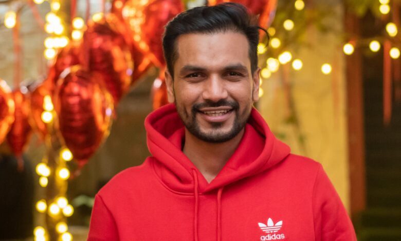 ‘टियर-2 शहरों के दर्शक आपको बिना किसी शर्त के प्यार करते हैं’: विकास कुश शर्मा ने कॉमेडी, क्राउडवर्क और यूपी-उत्तराखंड में परफॉर्म करने पर की बात