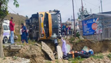 केदारनाथ धाम जा रही यात्रियों से भरी बस पलटी, 5 यात्री घायल