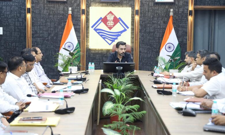 देहरादून की अर्थव्यवस्था को गति देने वाली योजनाएं हो जिला प्लान में शामिल : डीएम