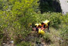 गलनाव क्षेत्र में बाइक दुर्घटना, SDRF द्वारा 02 घायल युवकों का सफल रेस्क्यू