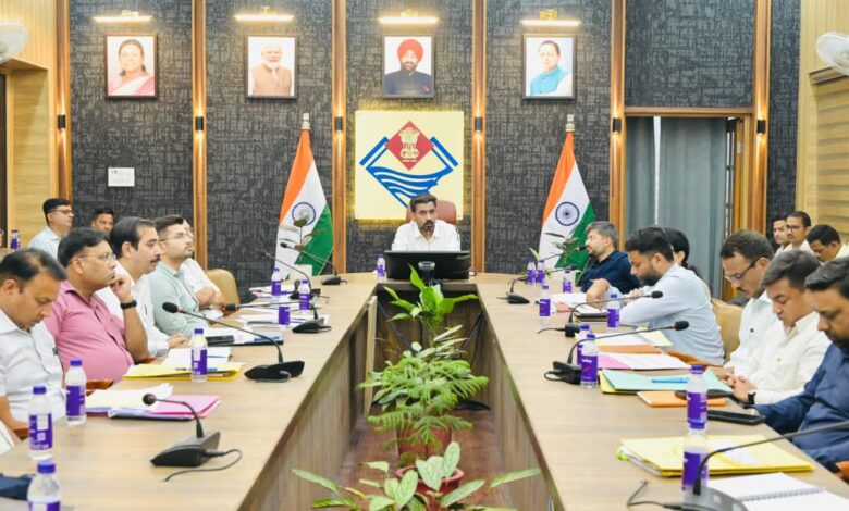 विकास कार्यों की मैदानी हकीकत पर होगी अफसरों की जवाबदेही, डीएम ने मांगी स्थलीय निरीक्षण रिपोर्ट विकास कार्यों की मैदानी हकीकत पर होगी अफसरों की जवाबदेही, डीएम ने मांगी स्थलीय निरीक्षण रिपोर्ट