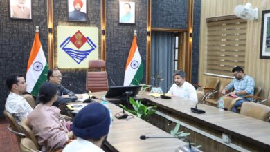 भारत निर्वाचन आयोग के अधिकारियों के साथ बैठक में घर-घर सत्यापन एवं डिजिटाइजेशन कार्य में तेजी लाने के दिए निर्देश भारत निर्वाचन आयोग के अधिकारियों के साथ बैठक में घर-घर सत्यापन एवं डिजिटाइजेशन कार्य में तेजी लाने के दिए निर्देश