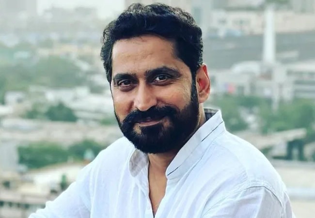 अर्थव्यवस्था पर भी दमदार फिल्म बन सकती है : चिन्मय मांडलेकर