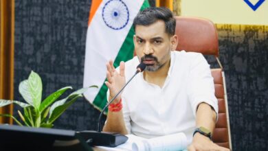 जन आकांक्षाओं से जुड़ी हैं मुख्यमंत्री घोषणाएं, युद्धस्तर पर पूरा करें कार्य:डीएम जन आकांक्षाओं से जुड़ी हैं मुख्यमंत्री घोषणाएं, युद्धस्तर पर पूरा करें कार्य:डीएम
