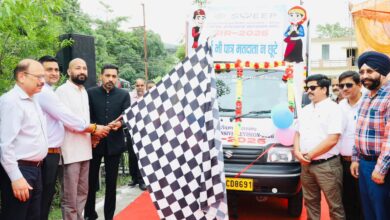 मतदाता सूची के विशेष पुनरीक्षण को जन आंदोलन बनाने की अपील, डीएम ने रवाना किए जागरूकता रथ