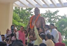 मुख्यमंत्री धामी ने शहीद ऊधम सिंह की प्रतिमा का किया अनावरण, पार्किंग एवं आधारभूत विकास परियोजनाओं की दी सौगात मुख्यमंत्री धामी ने शहीद ऊधम सिंह की प्रतिमा का किया अनावरण, पार्किंग एवं आधारभूत विकास परियोजनाओं की दी सौगात