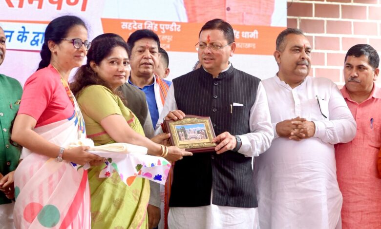 एसजीआरआर इंटरनेशनल स्कूल पहुँचे मुख्यमंत्री शिक्षा और संस्कार को मिली नई ऊर्जा एसजीआरआर इंटरनेशनल स्कूल पहुँचे मुख्यमंत्री शिक्षा और संस्कार को मिली नई ऊर्जा
