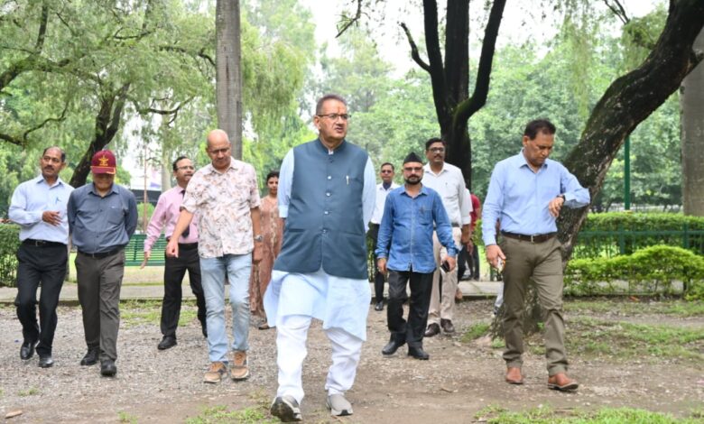 कारगिल विजय दिवस की तैयारियों का सैनिक कल्याण मंत्री गणेश जोशी ने कार्यक्रम स्थल का लिया जायजा कारगिल विजय दिवस की तैयारियों का सैनिक कल्याण मंत्री गणेश जोशी ने कार्यक्रम स्थल का लिया जायजा