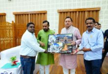 भगवत प्रसाद मकवाना ने कई मांगों को लेकर सीएम धामी से की मुलाकात भगवत प्रसाद मकवाना ने कई मांगों को लेकर सीएम धामी से की मुलाकात