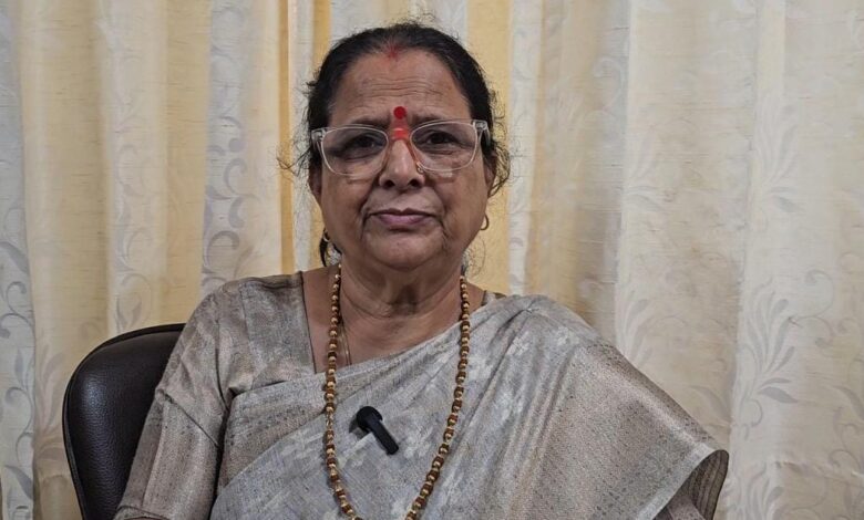 लोकतंत्र में विरोध प्रदर्शन स्वाभाविक है, लेकिन इसकी आड़ में महिलाओं पर अश्लील, अभद्र तथा अमर्यादित टिप्पणियाँ करना कतई बर्दाश्त नहीं : अध्यक्ष महिला आयोग लोकतंत्र में विरोध प्रदर्शन स्वाभाविक है, लेकिन इसकी आड़ में महिलाओं पर अश्लील, अभद्र तथा अमर्यादित टिप्पणियाँ करना कतई बर्दाश्त नहीं : अध्यक्ष महिला आयोग