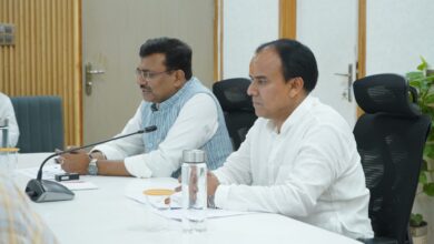 एनईपी-2020 के क्रियान्वयन में तेजी लायें विश्वविद्यालयः डॉ. धन सिंह रावत एनईपी-2020 के क्रियान्वयन में तेजी लायें विश्वविद्यालयः डॉ. धन सिंह रावत