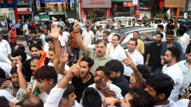 कांग्रेस कार्यालय के घेराव का प्रयास कर भाजपा प्रदेश अध्यक्ष महेन्द्र भट्ट ने साबित की ’’उल्टा चोर कोतवाल को डांटे’’ वाली कहावत। अपनी जिम्मेदारियों से भाग रही है भाजपा सरकारेंः- गणेश गोदियाल
