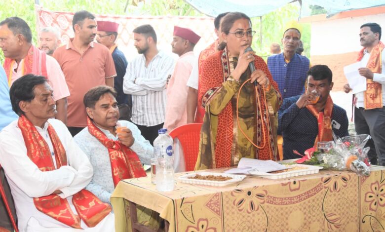 गोलू देव और हरज्यू देव की लोक परंपराएं हमारी सांस्कृतिक पहचान : रेखा आर्या