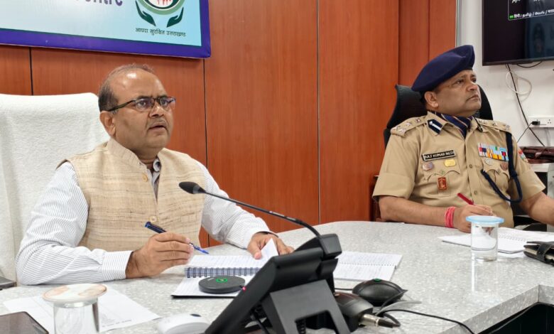 सभी विभाग 24×7 अलर्ट मोड पर रहेंः सीएम