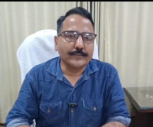 नैनीताल में ऑरेंज अलर्ट घोषित, अनावश्यक यात्रा करने से बचे : DM नैनीताल में ऑरेंज अलर्ट घोषित, अनावश्यक यात्रा करने से बचे : DM
