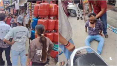 दो भाईयों को रेगुलेटर बदलना पड़ा भारी, दोनों भाईयों के साथ दुकानदारों ने की मारपीट, गंभीर चोट आई दो भाईयों को रेगुलेटर बदलना पड़ा भारी, दोनों भाईयों के साथ दुकानदारों ने की मारपीट, गंभीर चोट आई