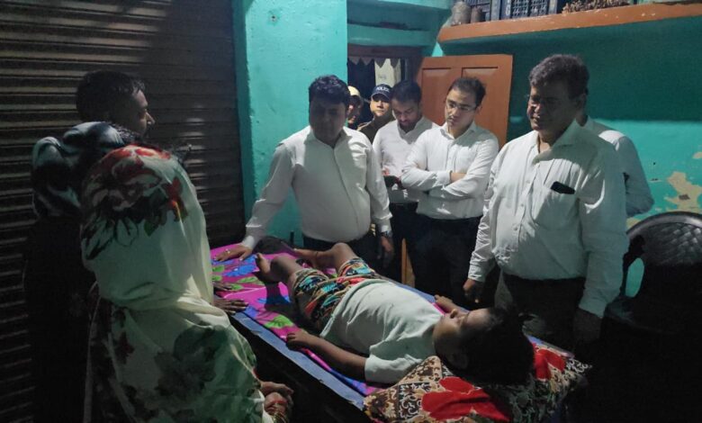मुख्यमंत्री धामी की पहल से लोहियाहेड के टिक्की विक्रेता रवि शर्मा के 08 वर्षीय बेटे देव का होगा निःशुल्क उपचार मुख्यमंत्री धामी की पहल से लोहियाहेड के टिक्की विक्रेता रवि शर्मा के 08 वर्षीय बेटे देव का होगा निःशुल्क उपचार