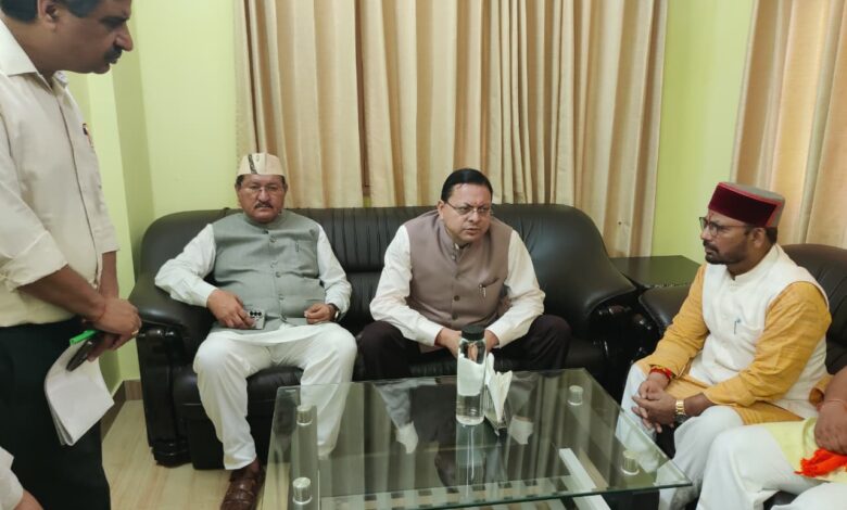 रेस्क्यू अभियान में तेजी के साथ प्रभावित परिवारों को तत्काल सहायता के मुख्यमंत्री ने दिए निर्देश