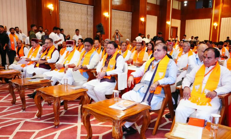 प्रधानमंत्री मोदी का ‘मन की बात’ कार्यक्रम देशवासियों को राष्ट्र निर्माण में सक्रिय भागीदारी के लिए करता है प्रेरित : मुख्यमंत्री