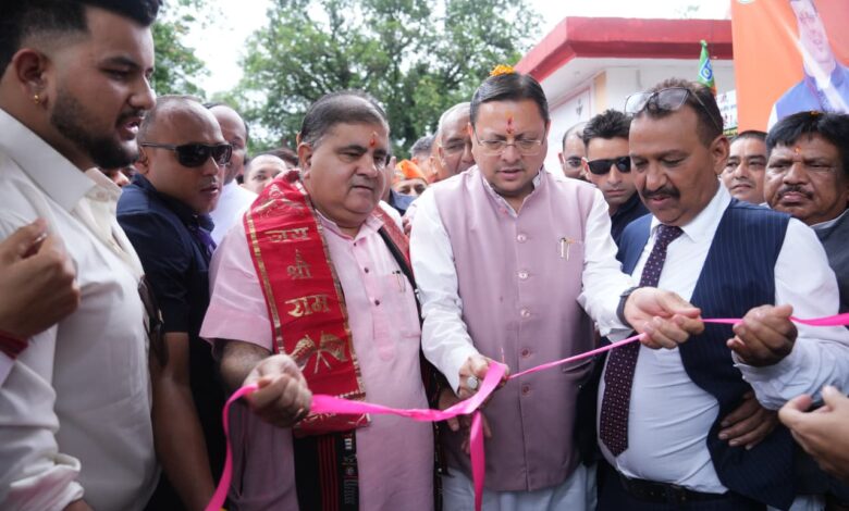 मुख्यमंत्री ने नव निर्मित 120 मीटर स्पान डबल लेन आर सी सी कंक्रीट सेतु का लोकार्पण किया मुख्यमंत्री ने नव निर्मित 120 मीटर स्पान डबल लेन आर सी सी कंक्रीट सेतु का लोकार्पण किया