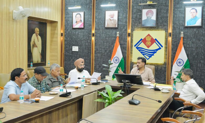एसआईआर कार्य में पारदर्शिता एवं शुद्धता के साथ करें नोटिसों की सुनवाईः डीएम
