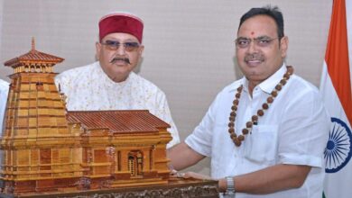 महाराज की राजस्थान के मुख्यमंत्री से शिष्टाचार भेंट, पर्यटन और सांस्कृतिक गतिविधियों के विस्तार पर हुई चर्चा महाराज की राजस्थान के मुख्यमंत्री से शिष्टाचार भेंट, पर्यटन और सांस्कृतिक गतिविधियों के विस्तार पर हुई चर्चा