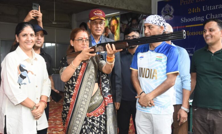 युवा निशानेबाजों पर जसपाल राणा के सपने को साकार करने की जिम्मेदारी : रेखा आर्या युवा निशानेबाजों पर जसपाल राणा के सपने को साकार करने की जिम्मेदारी : रेखा आर्या