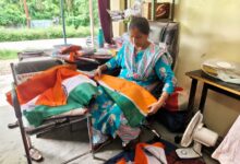हर घर लहराएगा दून का हैंडमेड तिरंगा हर घर लहराएगा दून का हैंडमेड तिरंगा