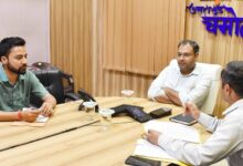 ज्योतिर्मठ तहसील के अन्तर्गत देवग्राम के 27 परिवारों के विस्थापन प्रस्ताव को शासन भेजने पर बनी सहमति ज्योतिर्मठ तहसील के अन्तर्गत देवग्राम के 27 परिवारों के विस्थापन प्रस्ताव को शासन भेजने पर बनी सहमति