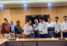 डीआईटी विश्वविद्यालय और शैरॉन बायो मेडिसिन लिमिटेड ने उद्योग–शैक्षणिक सहयोग को मजबूत करने के लिए किया एमओयू