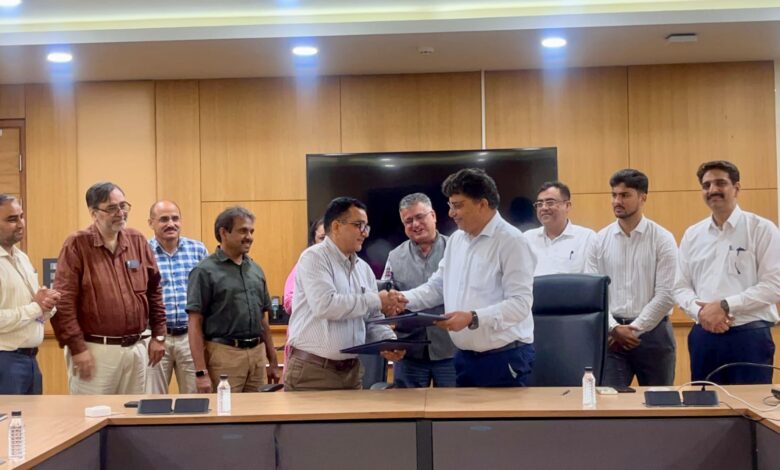 डीआईटी विश्वविद्यालय और शैरॉन बायो मेडिसिन लिमिटेड ने उद्योग–शैक्षणिक सहयोग को मजबूत करने के लिए किया एमओयू डीआईटी विश्वविद्यालय और शैरॉन बायो मेडिसिन लिमिटेड ने उद्योग–शैक्षणिक सहयोग को मजबूत करने के लिए किया एमओयू