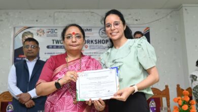 लीन सिक्स सिगमा व्हाइट बेल्ट कार्यशाला में विद्यार्थियों एवं प्राध्यापकों को वितरित किए प्रमाण-पत्र
