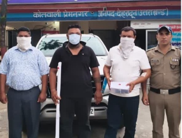 नकली दवाओं के कारोबार का मास्टरमाइंड गिरफ्तार नकली दवाओं के कारोबार का मास्टरमाइंड गिरफ्तार