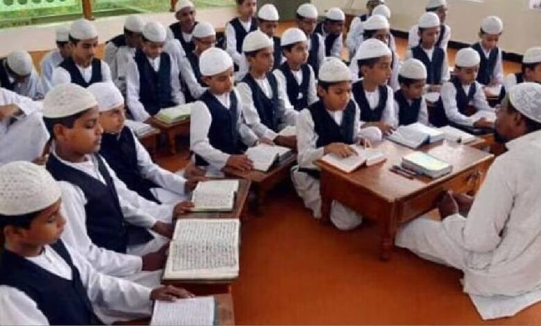 डिजिटल युग में उत्तरदायी धार्मिक शिक्षा का महत्व डिजिटल युग में उत्तरदायी धार्मिक शिक्षा का महत्व