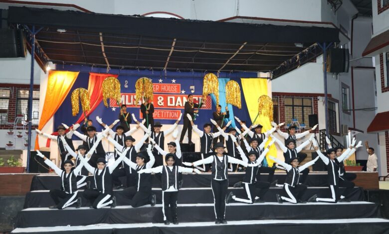 द आर्यन स्कूल में वार्षिक इंटर-हाउस संगीत एवं नृत्य प्रतियोगिता आयोजित द आर्यन स्कूल में वार्षिक इंटर-हाउस संगीत एवं नृत्य प्रतियोगिता आयोजित